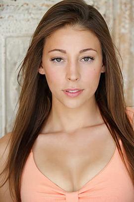 Alexis Capozzi