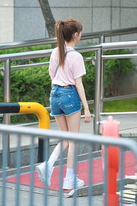 李湵京