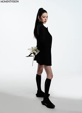 吉娜·爱丽丝