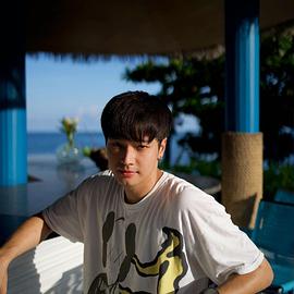 抔米提·米弯投瓦兰