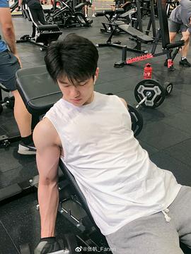 张帆