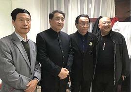侯耀华
