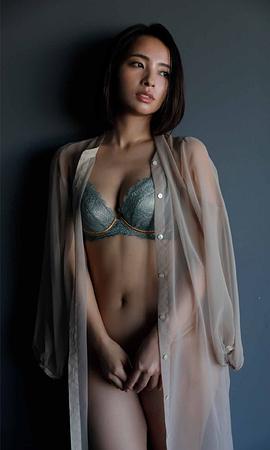 水崎绫女
