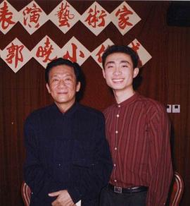 侯耀文