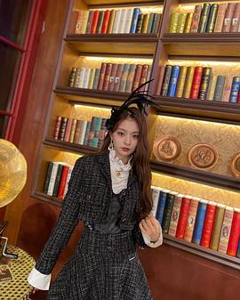李娜炅