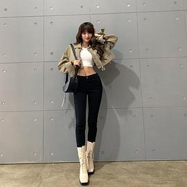 李娜炅