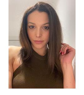 Mecia Simson
