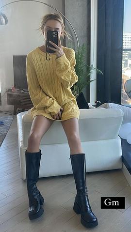 Alexis Ren