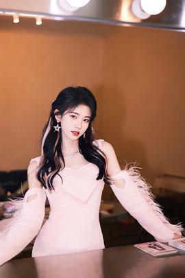 鞠婧祎