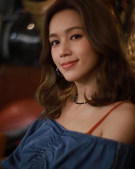 傅嘉莉