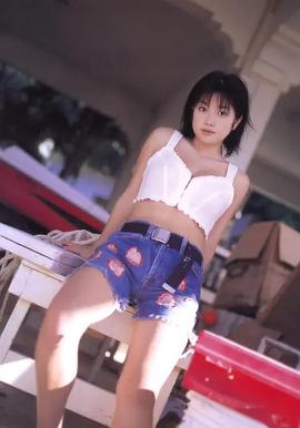 小向美奈子