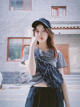 姜贞羽