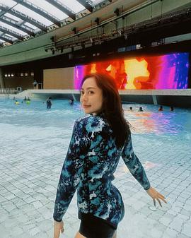 松冈李那
