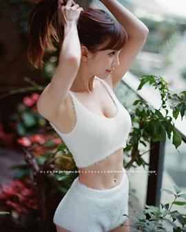 陈静