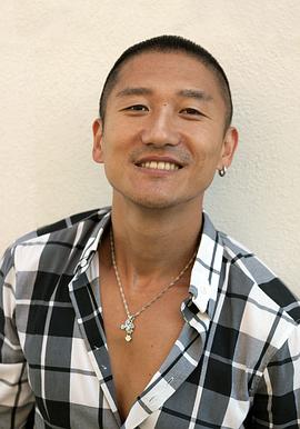 尹·C·乔伊斯