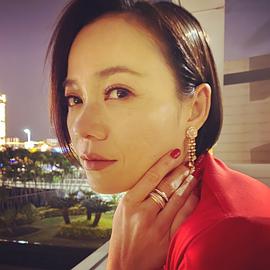 杨雁雁
