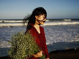 天野菜月