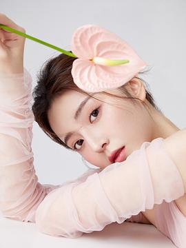 李希萌