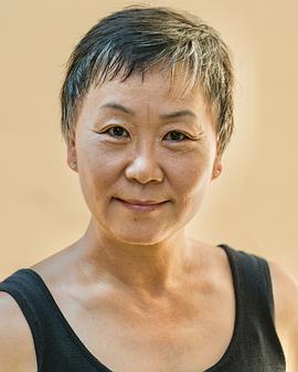 米瓦·阿拉娜·李
