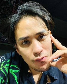 达克·巴伦育·洛乍那武蒂敦