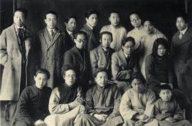 郑君里