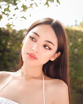 永瓦蕾·安尼柏尔