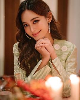 永瓦蕾·安尼柏尔