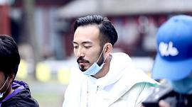 周姚逸宽