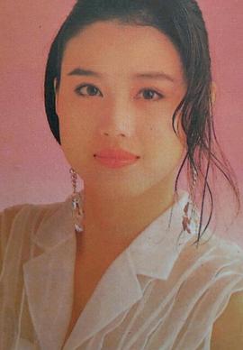 周海媚