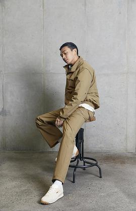 刘亚仁