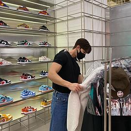 金贤中