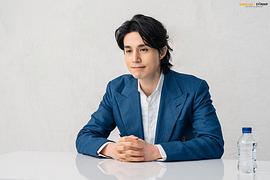 李栋旭