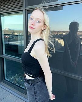 艾米贝丝·麦克纳尔蒂
