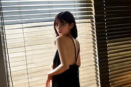 高野麻里佳