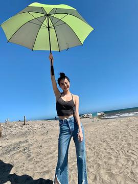 高田里穗