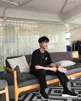 尹俊源