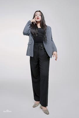 锤娜丽莎