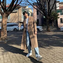 秋英宇