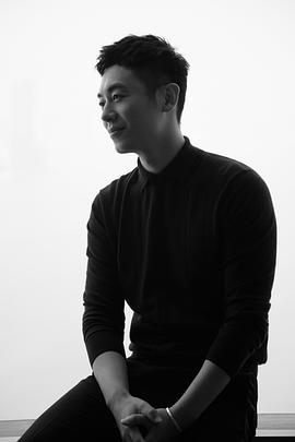 朱亚文