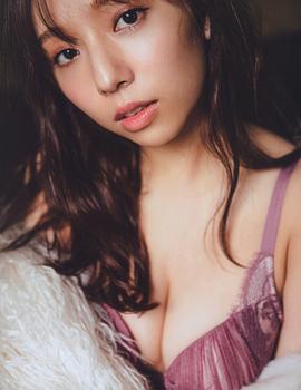 新内真衣