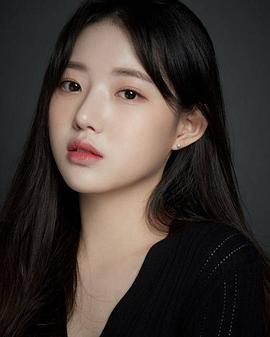 闵彩恩