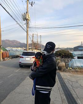 黄旼炫