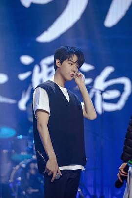 周奇