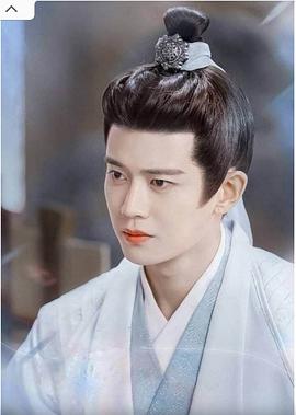 任嘉伦