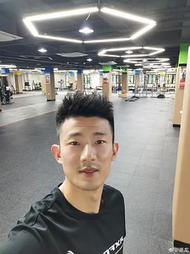 谌龙