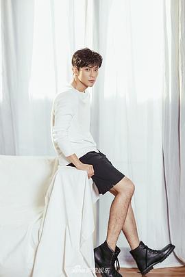 杨彤