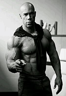 Kevin Levrone