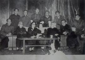 李默然