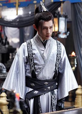 杨彤