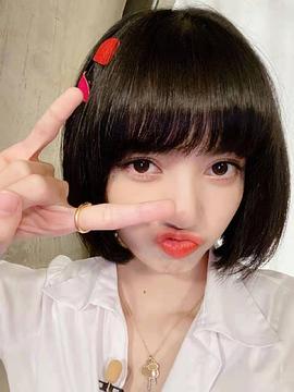 Lalisa Manobal
